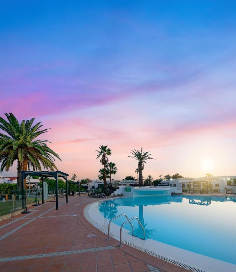 Maspalomas Lago Canary Sunset Exterior photo